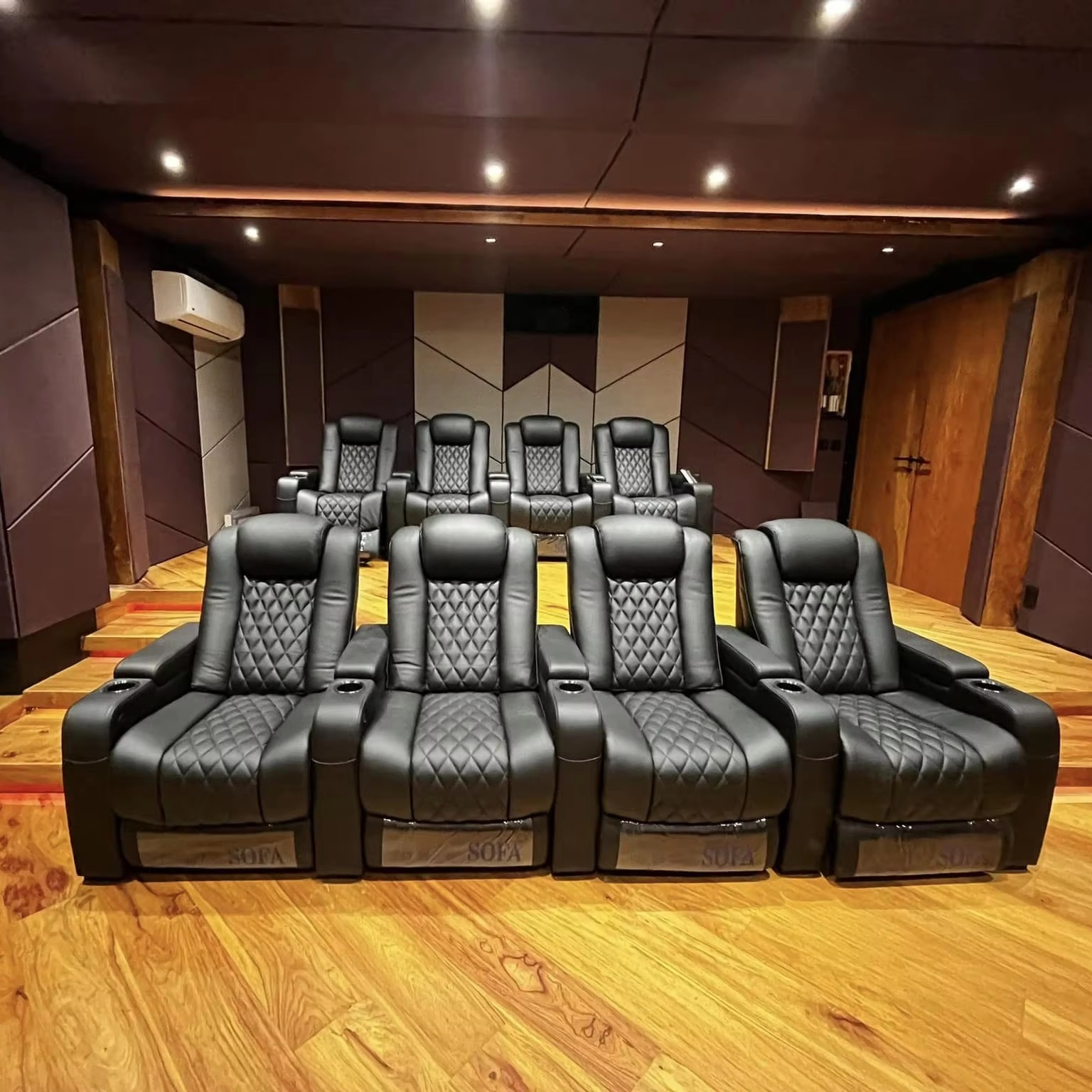 โซฟาปรับเอนไฟฟ้าหนังสีดำสำหรับ - Home Cinema Interiors บทวิจารณ์และราคา